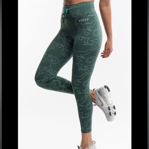 ECHT tempo jump leggings pine green size S